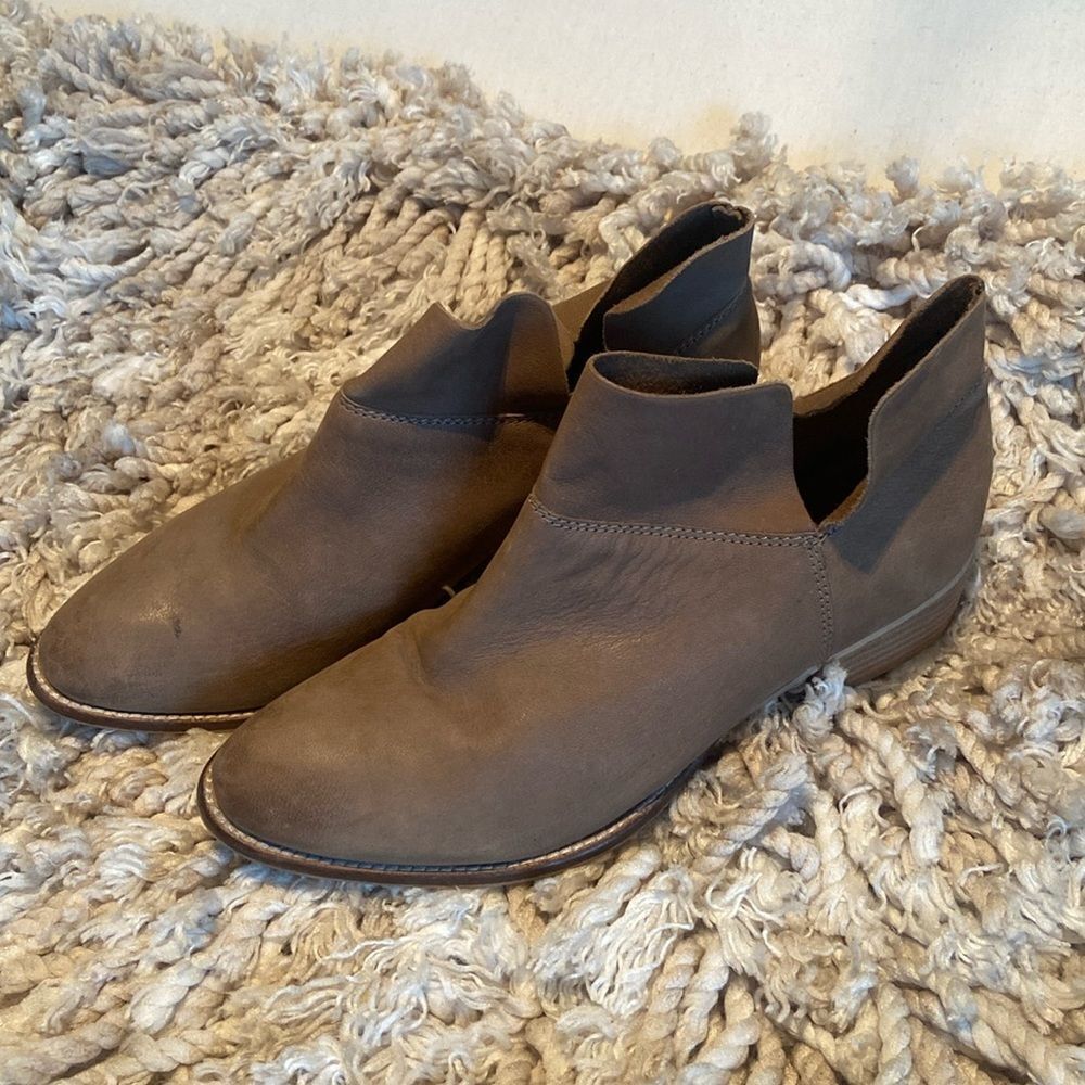 Seychelles Snare Leather Slouch Ankle Bootie Size 6.5